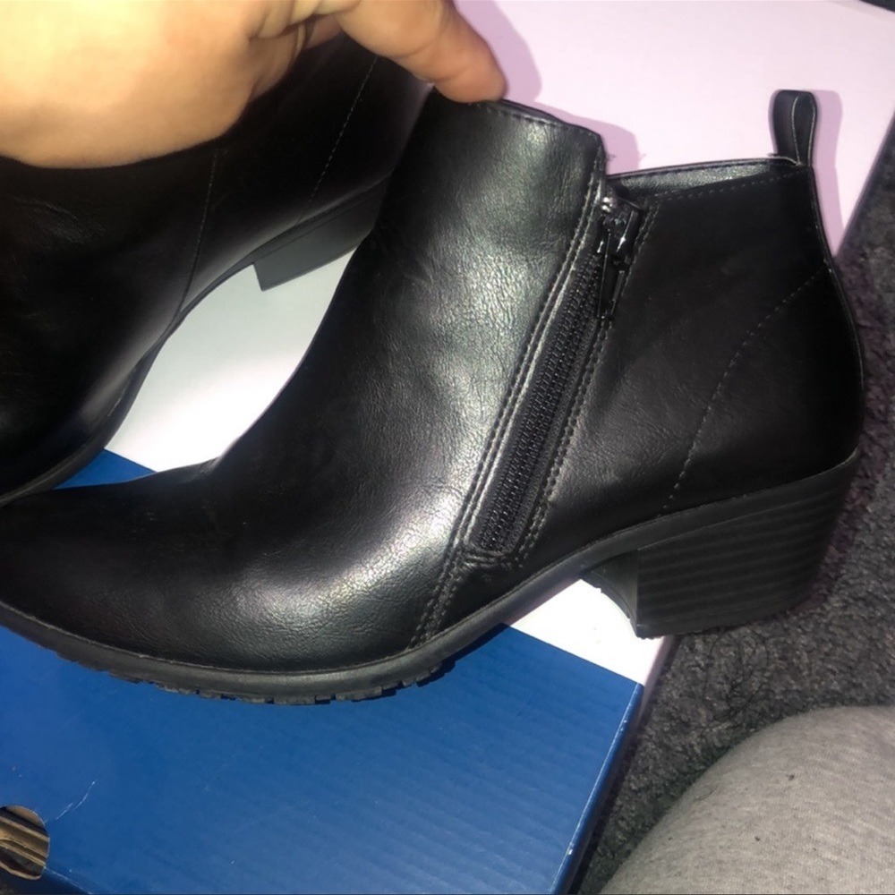 Safe -T- Step Ankle Boots